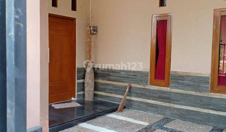 Rumah Cantik Full Furnish Di Perumahan Cluster Colomadu 2