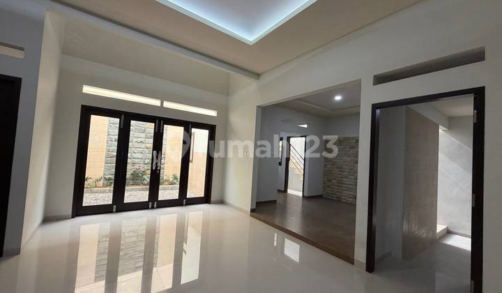 Rumah Mewah di Sumber Banjarsari Desain Lux 2
