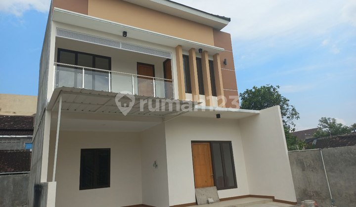 Rumah Nusukan Banjarsari di Perumahan Cluster