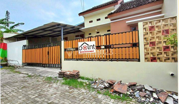 Rumah Cantik Di Cluster Dekat Taman Jayawijaya Mojosongo  1