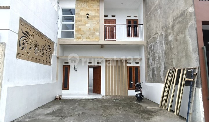 Rumah, 2 Lantai, di Perumahan Cluster Gentan Purbayan Rumah, 2 Lantai, di Perumahan Cluster Gentan Purbayan