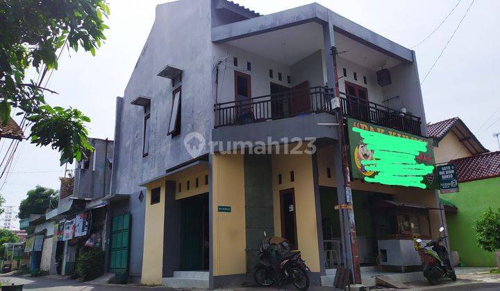 Rumah Cantik 2 Lantai Di Dekat Hotel Alila Jajar Laweyan 1