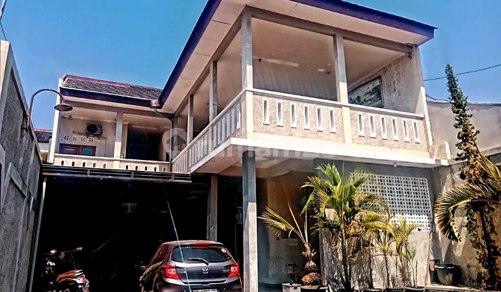 9 Bedroom House in Sumber Banjarsari Solo Luxury Design 2