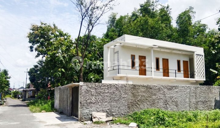 6-Room Boarding House Near RSUD Ngipang, Kadipiro, Banjarsari 6-Room Boarding House Near RSUD Ngipang, Kadipiro, Banjarsari