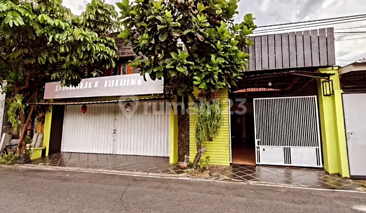 Rumah Plus Kost Pinggir Jalan Utama Tipes Serengan Solo 2