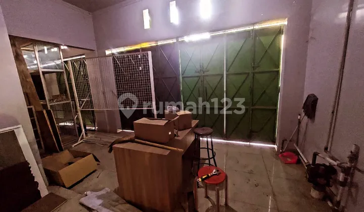 Ruko Murah 230.0 M² Di Nusukan Timur Patung Keris SHM
