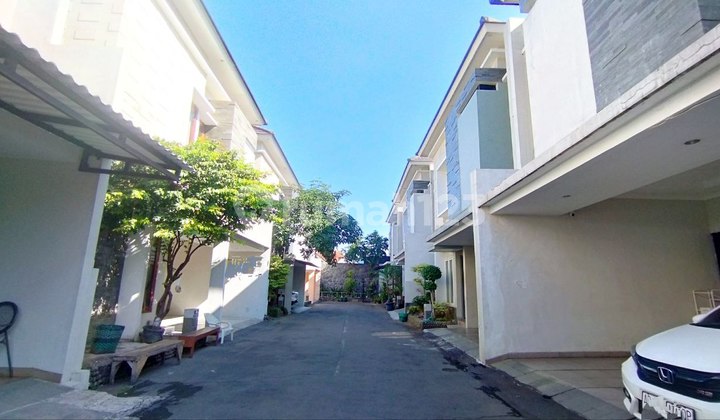 Luxury House in Jayengan Cluster Housing, Serengan, Solo City