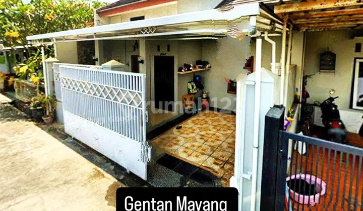 Rumah Cantik Di Perumahan Gentan Dekat Jalan Mangesti