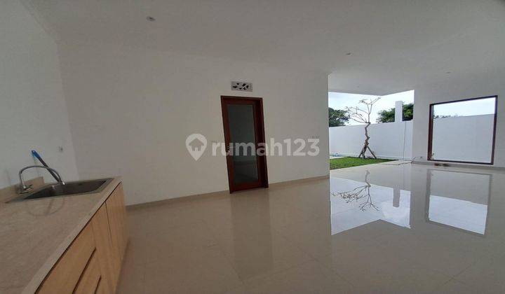 BRAND NEW MODERN VILLA FOR RENT AT CANGGU 2