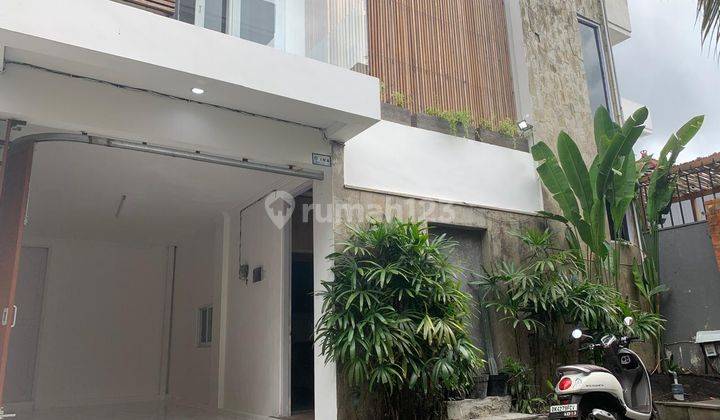 FOR SALE NEWLY RENOVATED VILLA IN ONE GATE CLUSTER JIMBARAN 1