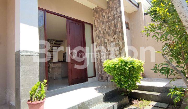 RUMAH CANTIK DAN ASRI FULLY FURNISHED DI KOMPLEKS PERUMAHAN 2