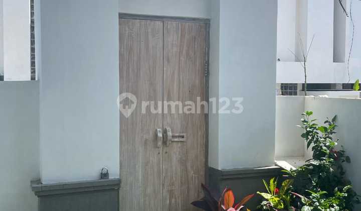 For Rent Fully Furnished Villa Near the Beach in Cemagi