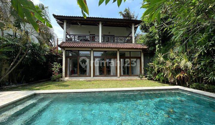 FOR SALE BEAUTIFUL VILLA NEAR BERAWA BEACH CENTRAL CANGGU 1