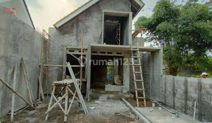 Rumah Scandinavian Lantai Dua di Jln Palagan Km 14 Barat Uii Jakal 1