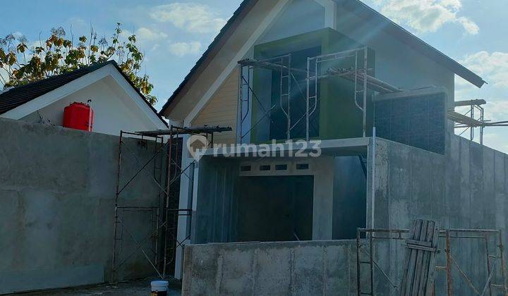 Rumah dua lantai scandinavian di jl palagan km 14 atau barat kampus uii jakal 1