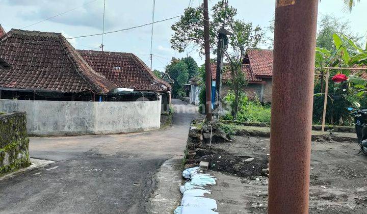 tanah luas 120m2 di uii jl kaliurang km 15 dekat resto otadan 1