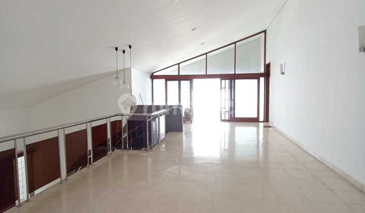 Rumah Bagus Area Simprug Bisa Untuk Kantor, Jakarta Selatan  12