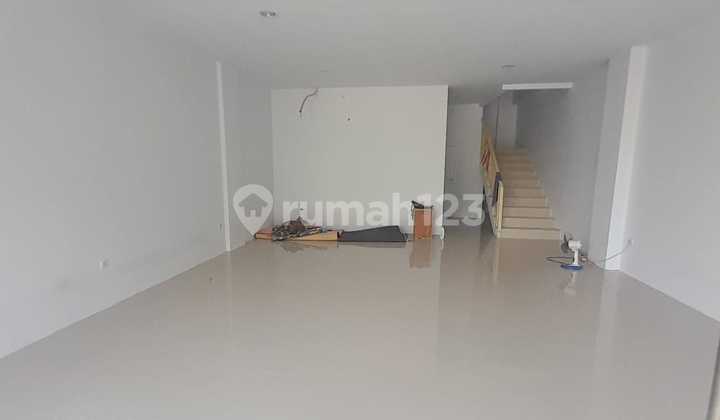 Disewakan Ruko Brand New Area Haji Nawi Tersedia 4 Unit Baru, Cipete, Jakarta Selatan 3