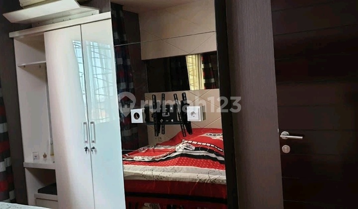 De Residence Condominium Water Place private lift lantai 9 2