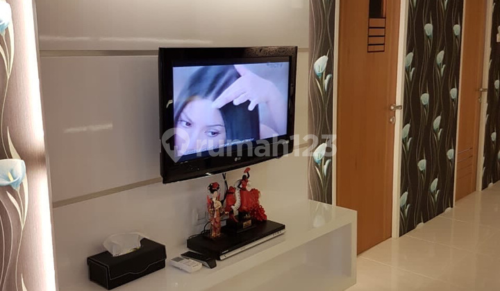 Disewakan Apartemen Puncak Bukit Golf 2BR LT9 View Pool Full Furnish 2