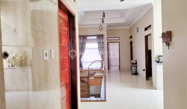DISEWAKAN RUMAH DI KOMPLEK ANGGARAN PALMERAH 11