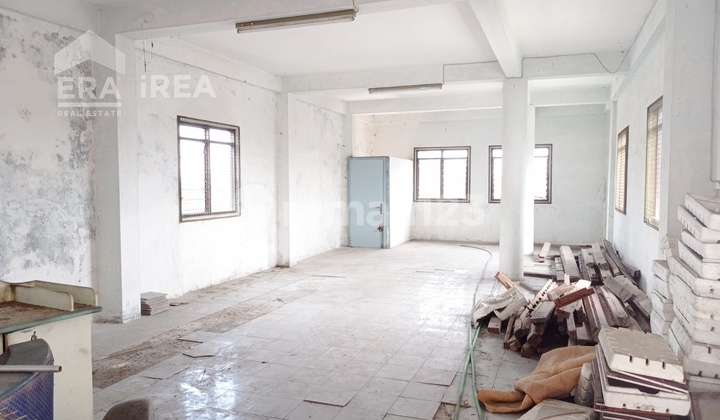 Gudang Murah Tengah Kota Solo 2