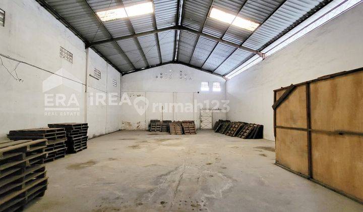 Gudang Strategis Akses Kontainer Jl. Veteran Serengan Solo 8