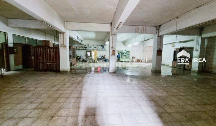 Ruang Usaha Murah Strategis di Jl. Slamet Riyadi Solo Kota 3