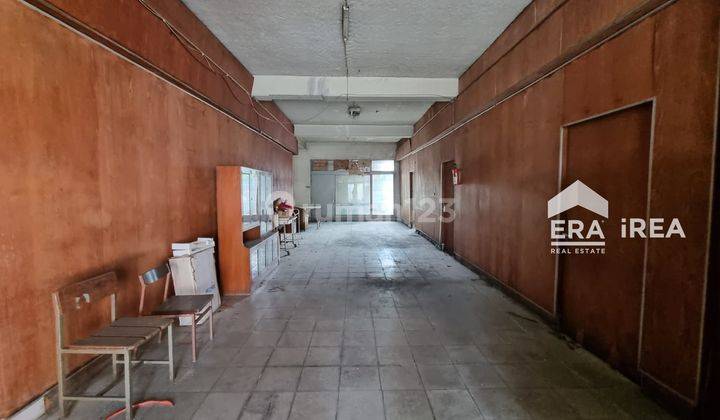 Ruang Usaha Murah Strategis di Jl. Slamet Riyadi Solo Kota 4