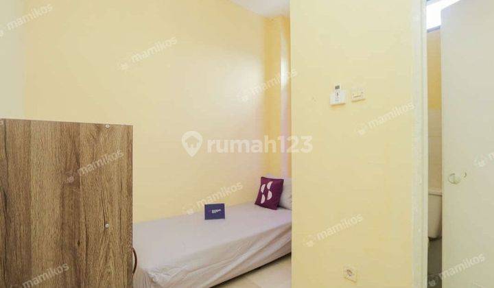 Jual Rumah Kost butuh uang 1 Km Kampus UNAS 1