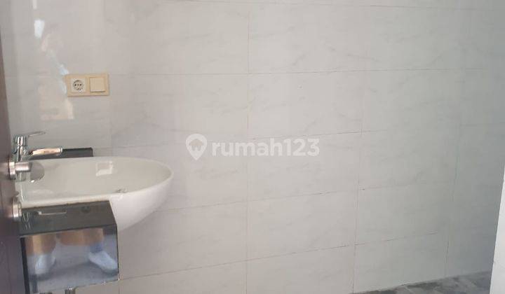 Rumah Kosongan Greenlake City 8x18 6