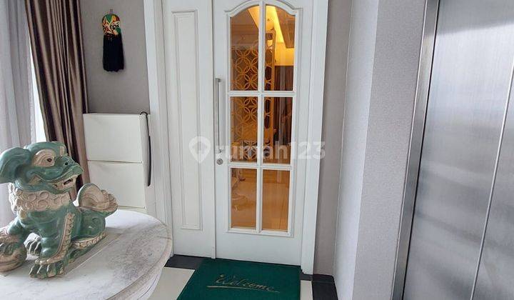 Apartement Mewah St Moritz 4 BR Furnish  2