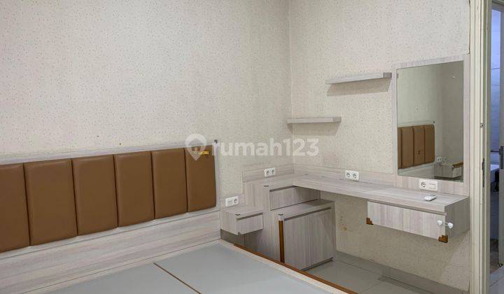 Disewakan Secepatnya Rumah Semi Furnished 4x12 Bersih Rapih 1