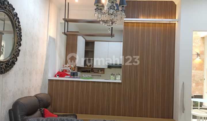 Sewa Rumah Greenlake City Cluster Eropa Furnish 8x15