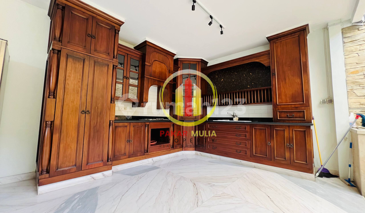 Nice Well-Maintained House Cheap Price Gatot Subroto Burangrang 2