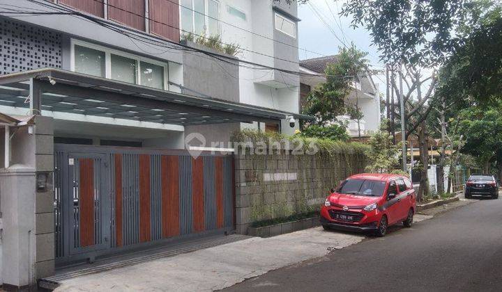 Rumah Siap Huni Turangga Ada Kolam Renang 1