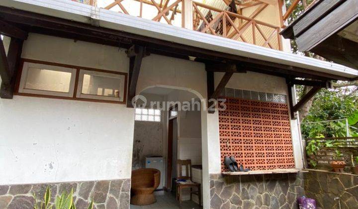 Dijual Rumah Terawat Sayap Dago Dekat Kampus ITB