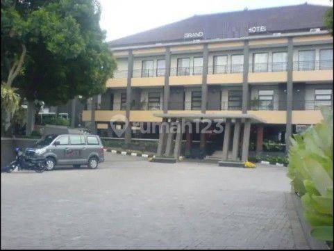 Hotel Aktif Terawat Mainroad Jalan Raya Lembang 1