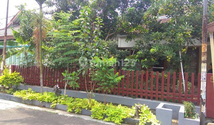 Rumah Lama Terawat Furnished di Arcamanik 2