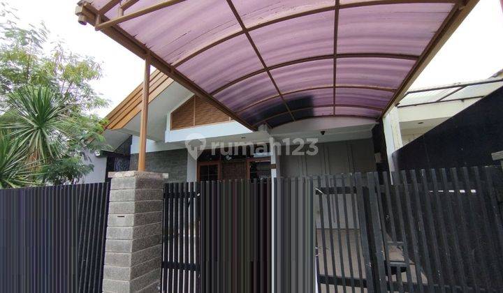 Rumah Terawat Siap Huni Singgasana Pradana 1