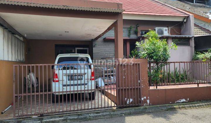 Rumah di Komplek Puri Dago Antapani Terawat 2