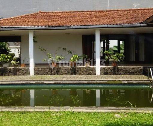 Rumah Terawat Ciumbuleuit Bandung Utara  1