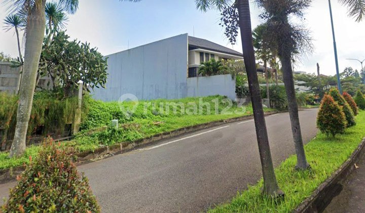 Land Plot in the Elite Setraduta Complex