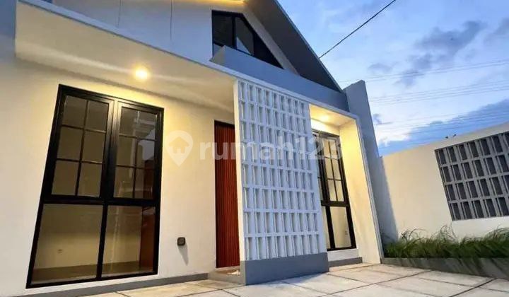 Rumah strategis siap huni dekat kampus UPI cibiru