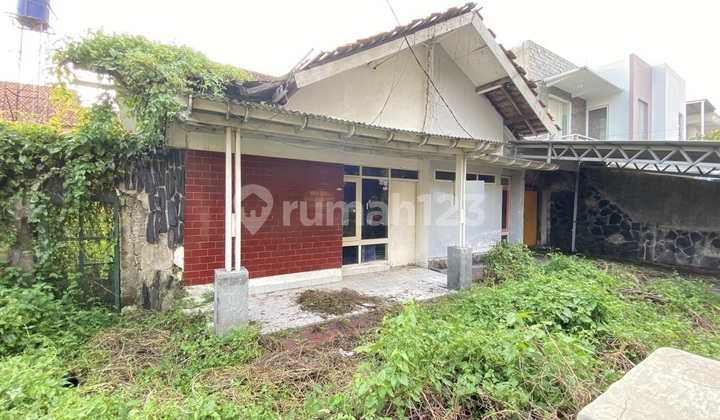Rumah Lama Lokasi Terbaik di Turangga Harga Murah 1