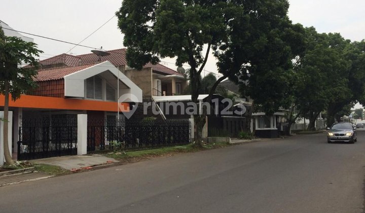 Rumah Lama Terawat Lokasi Strategis Di Turangga 2