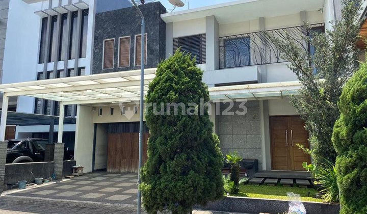 Rumah Lux Semi Furnish Di Singgasana Mekarwangi 2