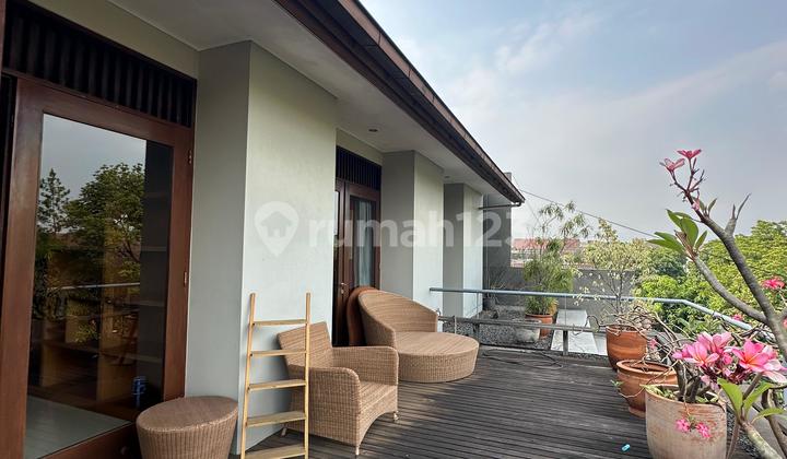 Beautiful Luxurious Green Home in Batununggal Indah 2