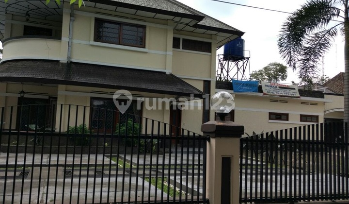 Rumah Belanda Barang Langka Mainroad Citarum untuk Usaha