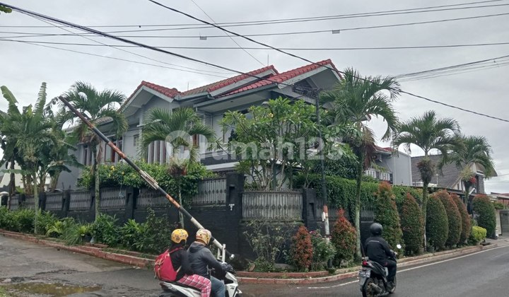 Rumah bagus siap huni di geger kalong bandung 1